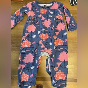 🩶 Tea navy floral romper